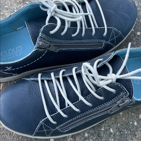 Cloud Aika’s Navy Blue Casual Sneakers 👟 - Picture 9 of 12